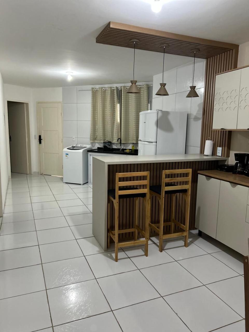 Apto Com Ar Com Vista De Morro Branco - Fortaleza Apartment