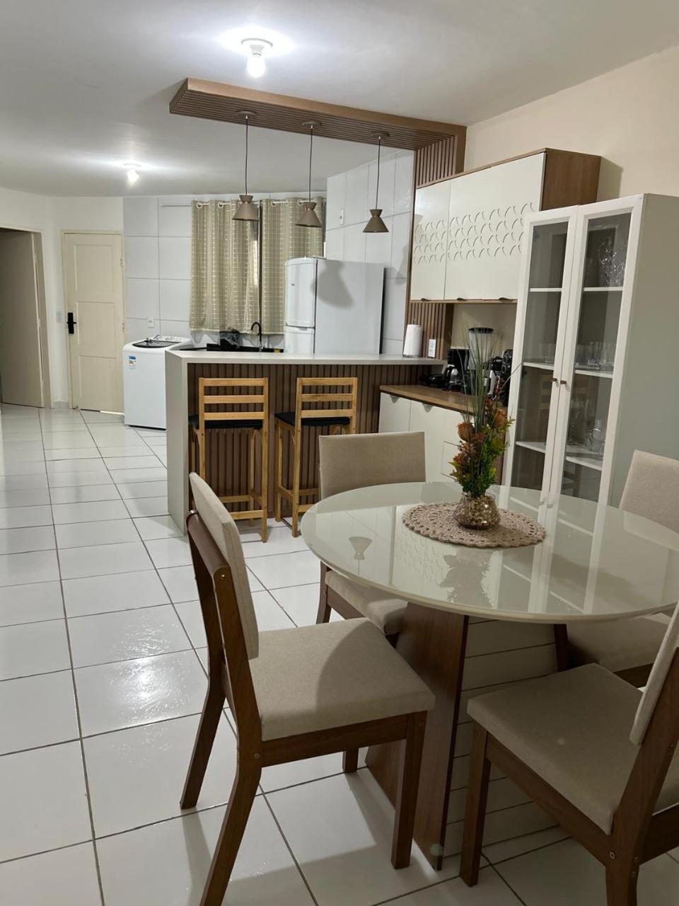 Apto Com Ar Com Vista De Morro Branco - Fortaleza Apartment *
